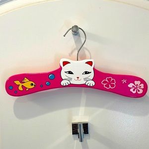Kidorable pink kitten wooden hanger